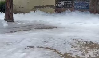 बारिश के दौरान फरीदाबाद में दिखा हैरान करने वाला नजारा, देखें वीडियो